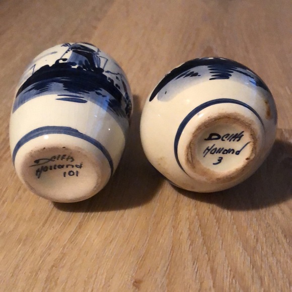 Delft Set - Picture 3 of 3